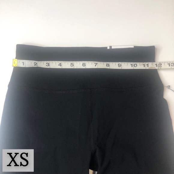 DKNY Sport Black & White City Signature Decal Biker Shorts, Multiple Sizes, NWT! - Picture 6 of 11